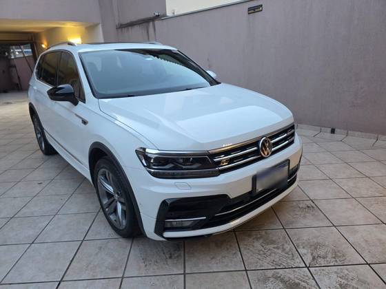 VOLKSWAGEN TIGUAN 2.0 350 TSI GASOLINA ALLSPACE R-LINE 4MOTION DSG VOLKSWAGEN TIGUAN 2.0 350 TSI GASOLINA ALLSPACE R-LINE 4MOTION DSG